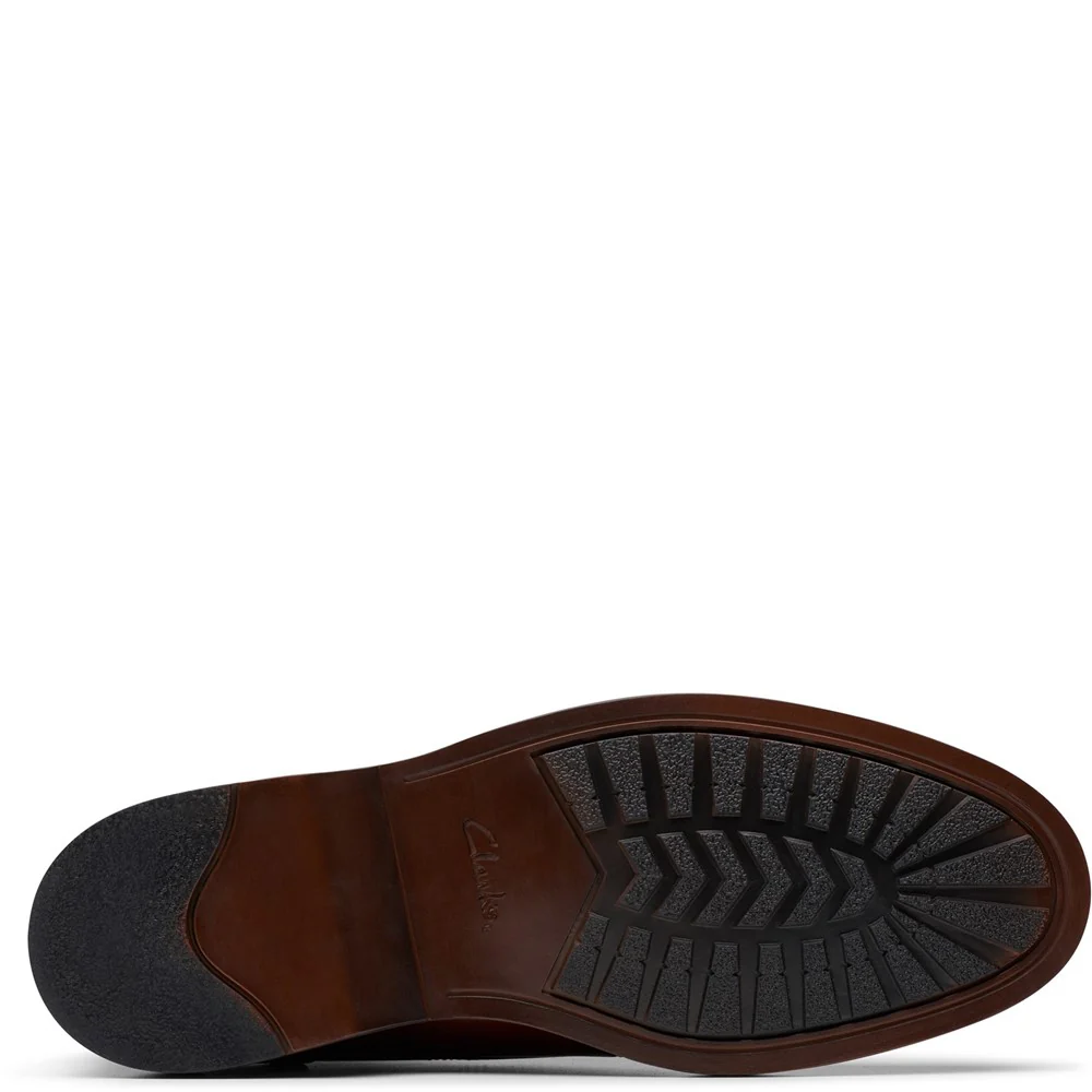 Clarks Aldwin Chukka Mid Boots - Image 3