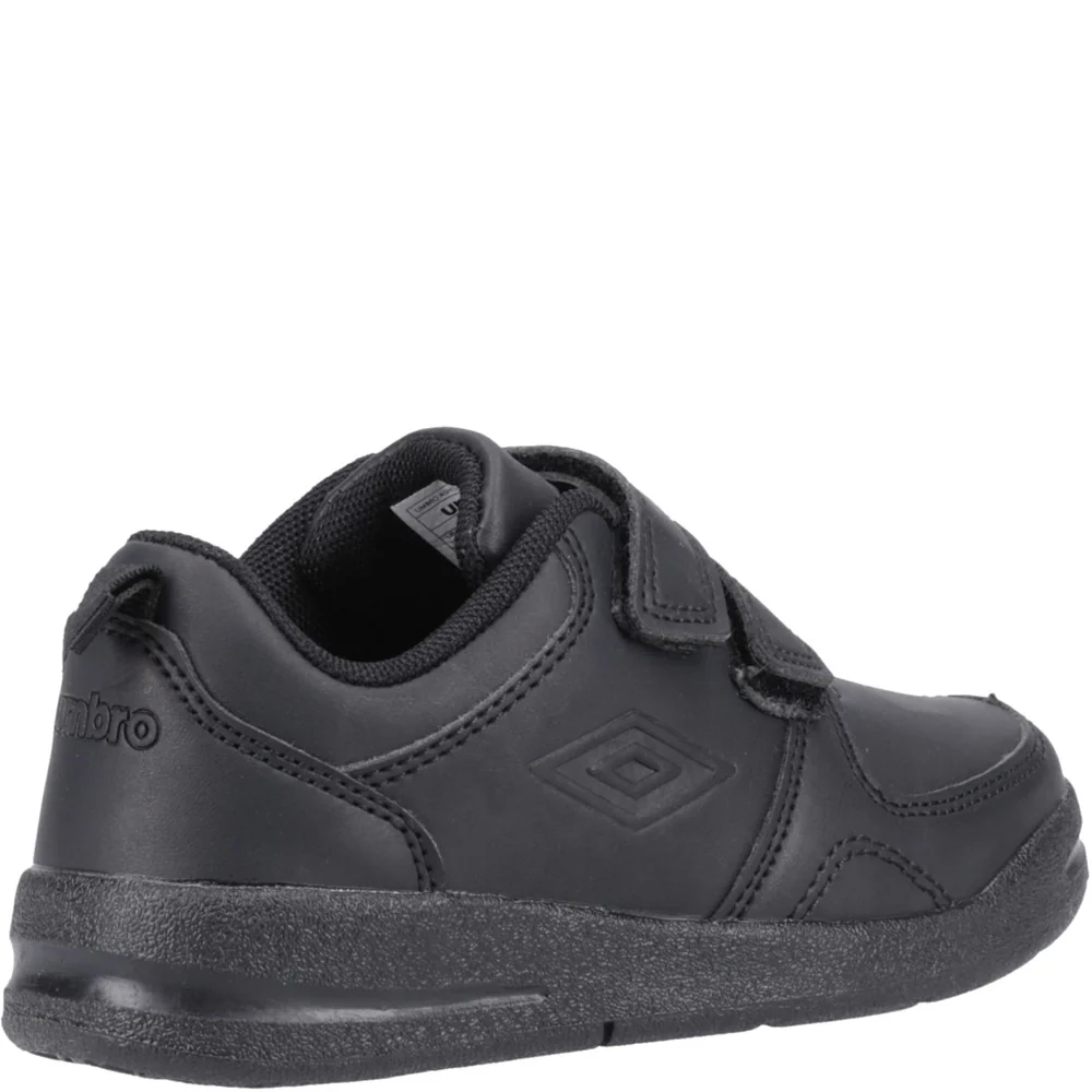 Umbro Ashfield Junior Touch Fastening Shoe - Image 2