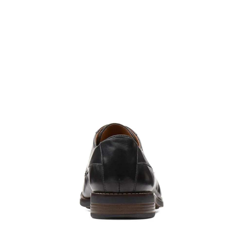 Clarks Becken Cap Lace Up Shoe - Image 4