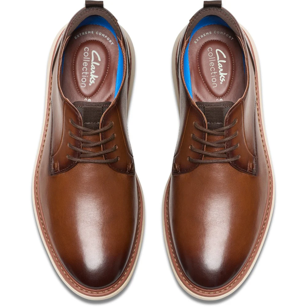 Clarks Brantin Plain Shoes - Image 4