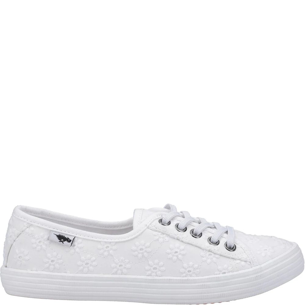 Rocket Dog Chow Chow Fortune Eyelet Lace Up Trainer - Image 4
