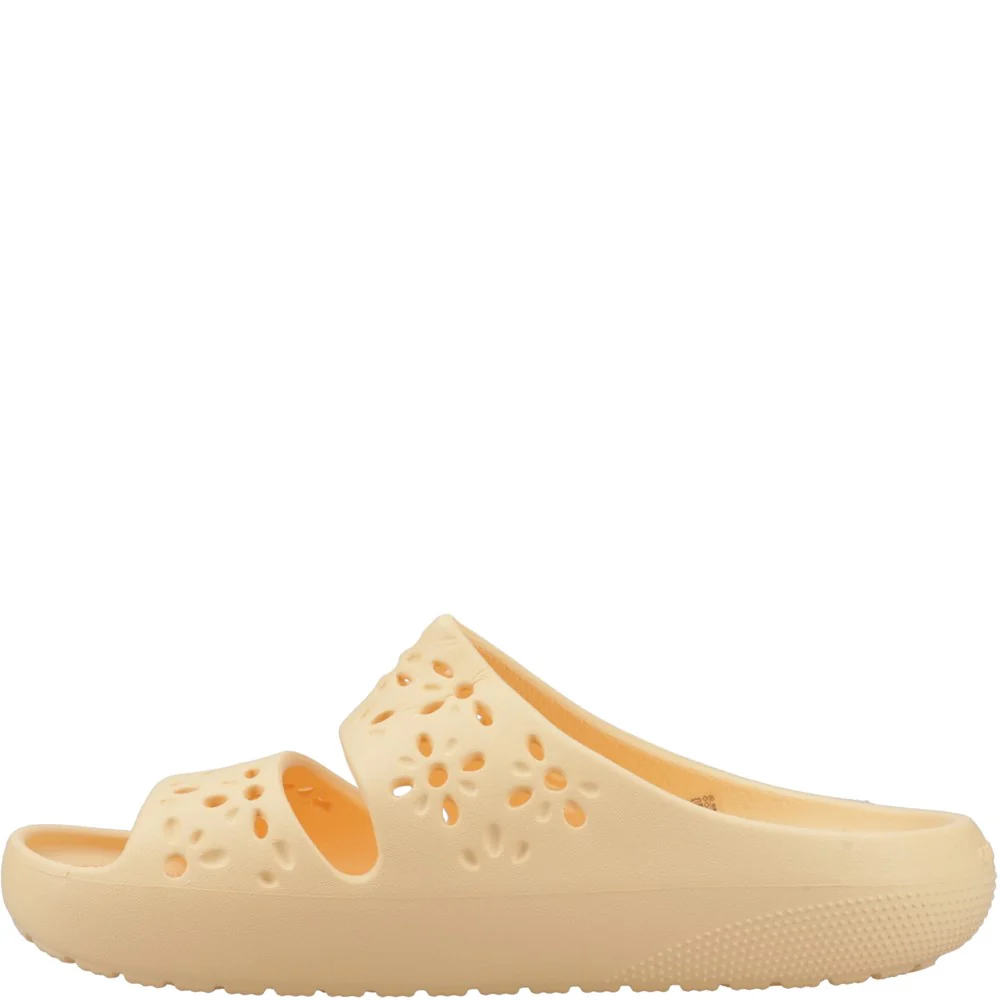 Crocs Unisex Classic Floral Cut Out Sandal - Image 4