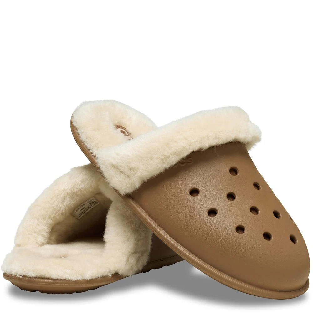 Crocs Unisex Classic Fuzz Scuff - Image 3