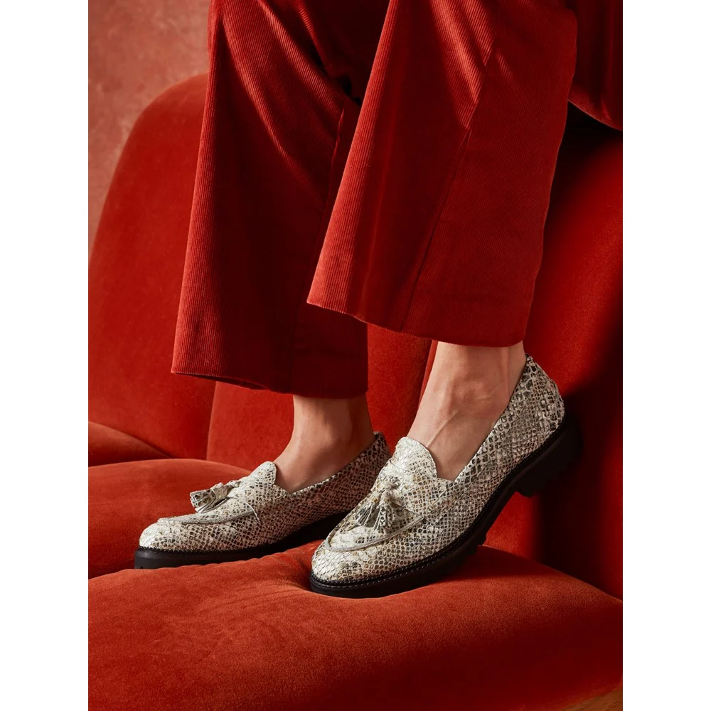 Hush Puppies Ginny Loafer - Image 8