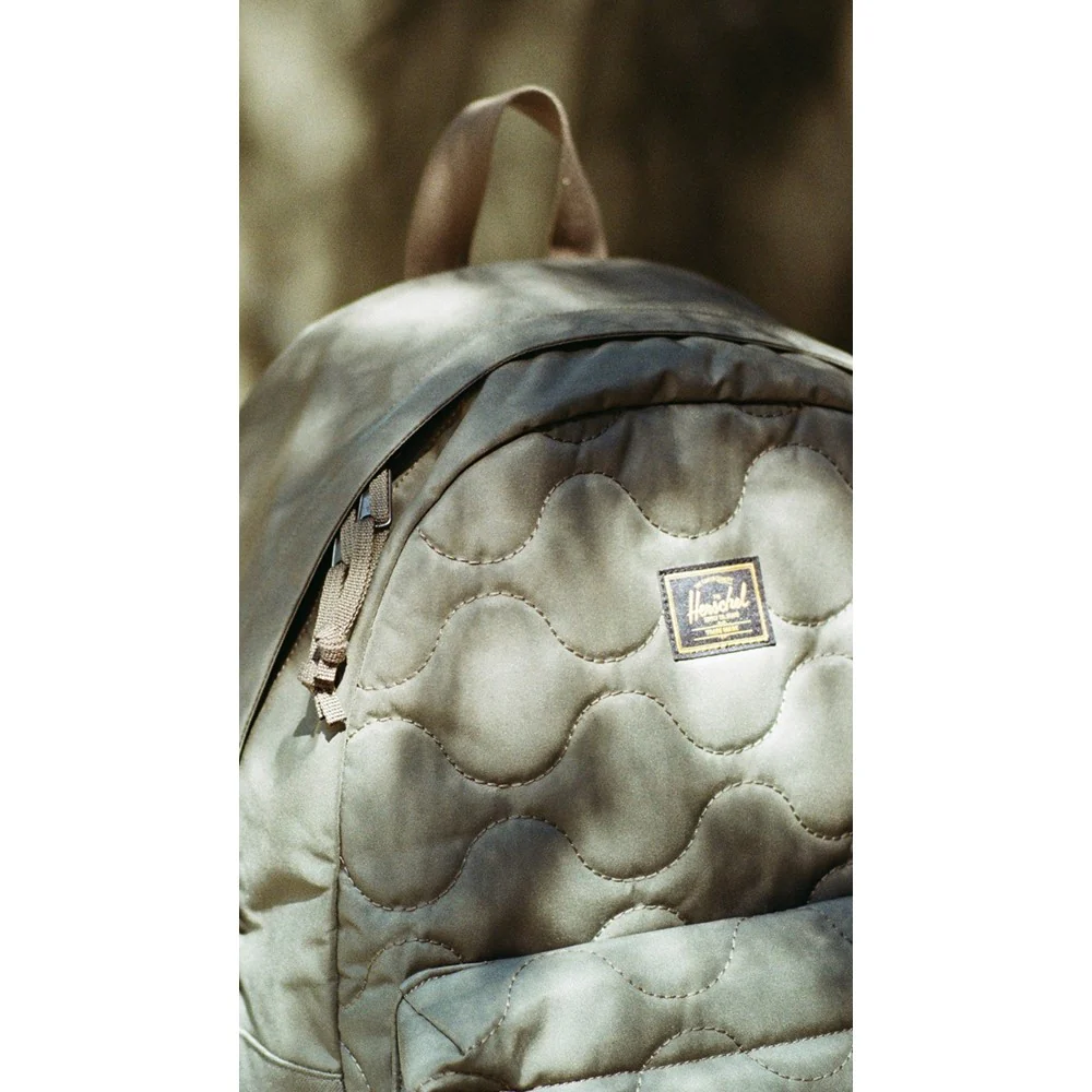 Herschel Bags Herschel Classic XL Quilted Backpack - Image 8