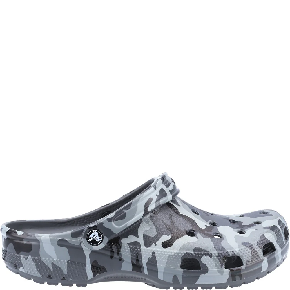 Crocs Unisex Seasonal Camo Sandals - Image 5