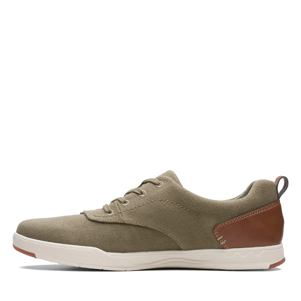 Clarks Step Isle Crew Lace Up Shoe - Image 5
