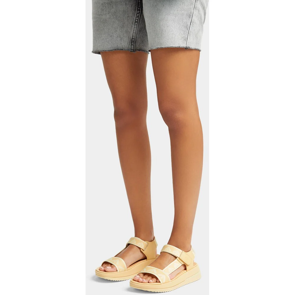 Fitflop Surff Back Strap Sandals - Image 8