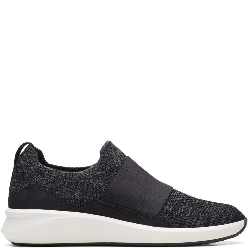 Clarks Un Rio Knit  Shoes - Image 5